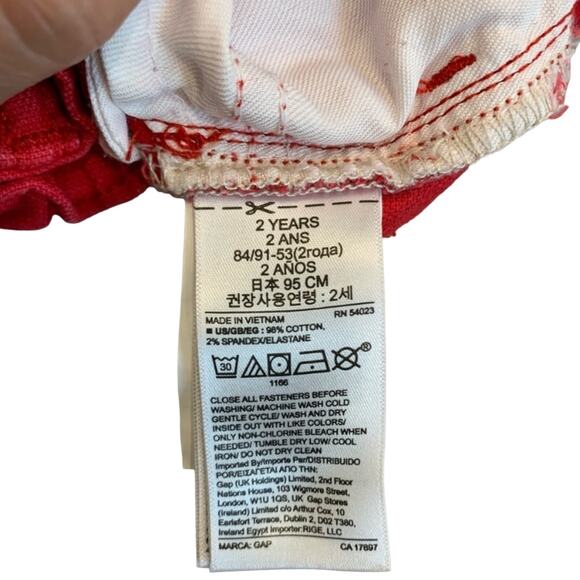 GAP Toddler Red Denim Cut Off Shorts - Picture 4 of 9